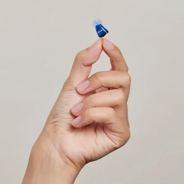 a_hand_holding_audicus_mini